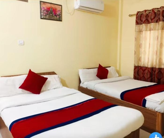 Hotel Daisy Park Bhairāhawā Rom bilde